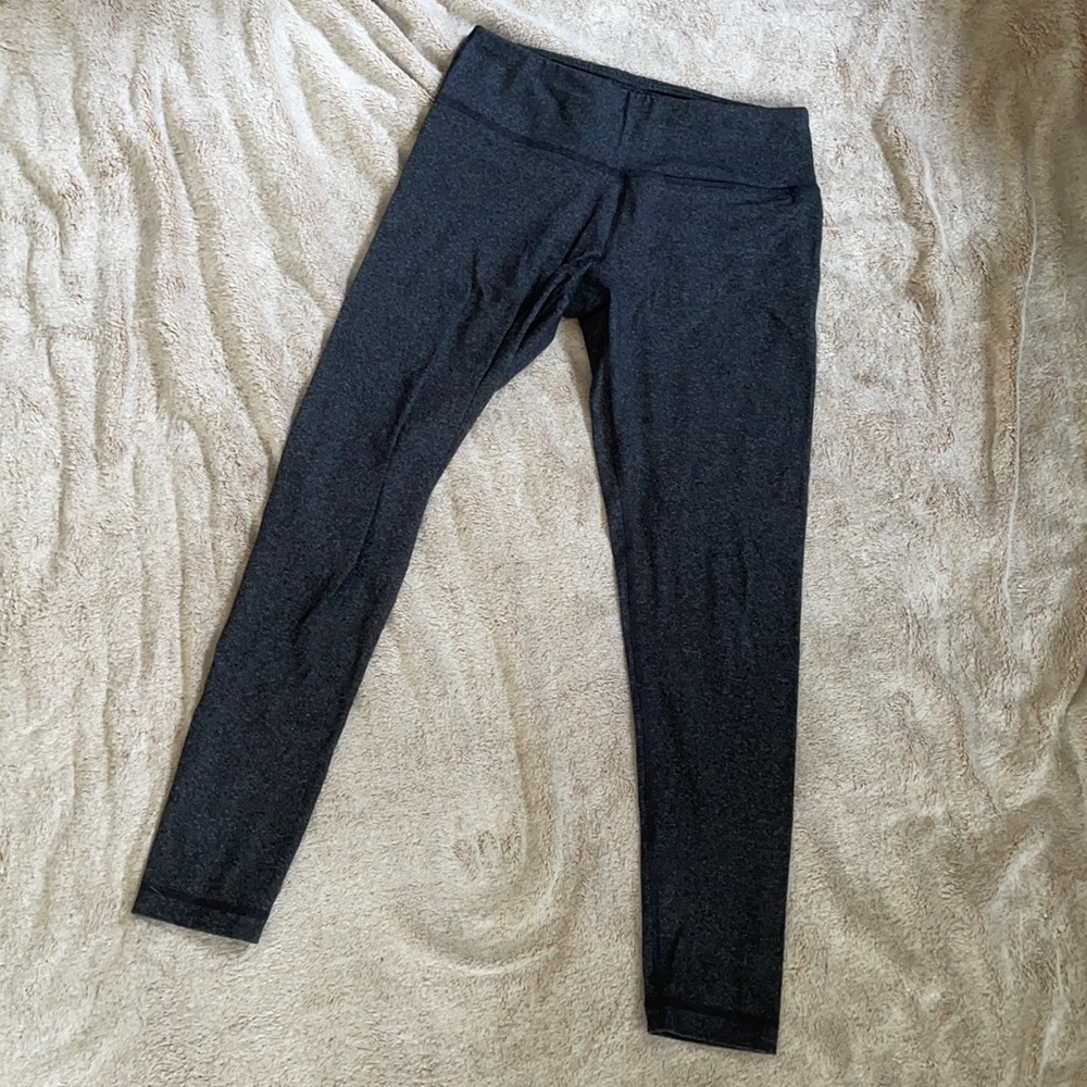 Heather gray athletic leggings